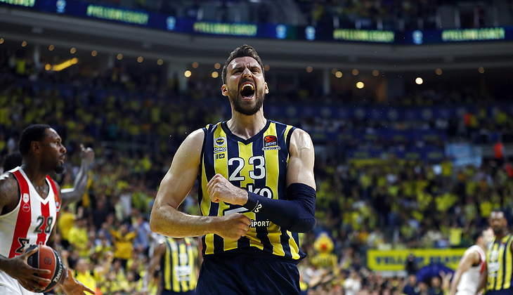 Fenerbahçe seriyi 5. maça taşıdı