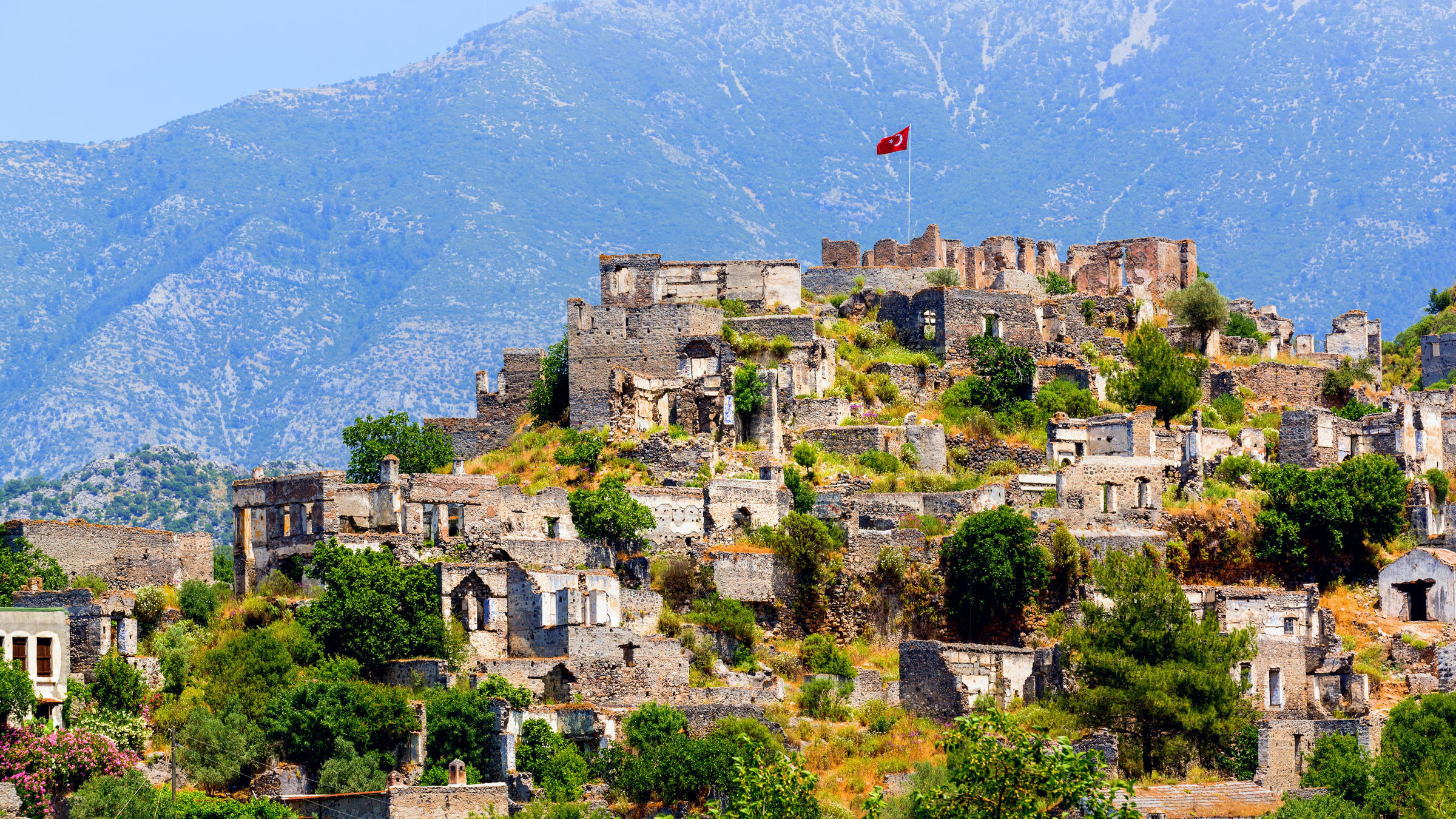 Terk edilmiş büyüleyici bir köy: Fethiye Kayaköy