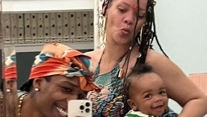 Rihanna oğlunun ilk doğum gününü kutladı