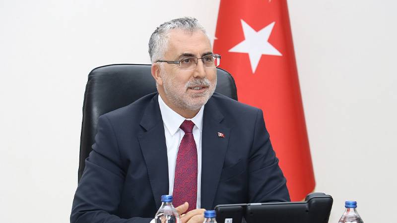 Bakan Işıkhan: Hükümetin 21 yıllık alın teri ve emeği var