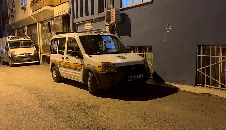Bursa’da emekli aşçı bıçaklanmış halde ölü bulundu