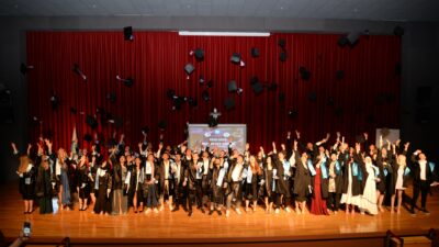 Büyükorhan ve Harmancık MYO mezunları belgelerini aldı