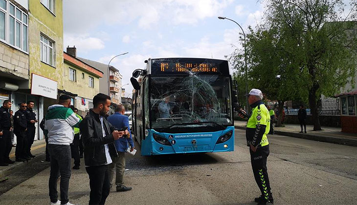 Erzurum’da iki otobüs çarpıştı: 15 yaralı