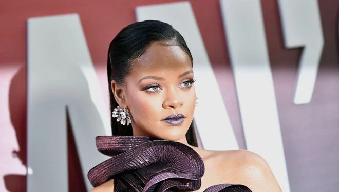Rihanna CEO’luk görevinden ayrıldı