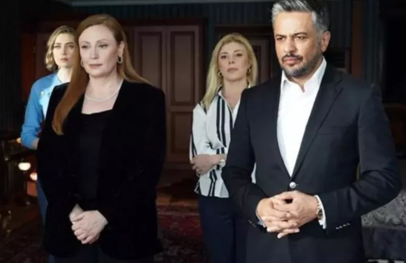 Emre Altuğ Gözde Kansu ile aşk mı yaşıyor?
