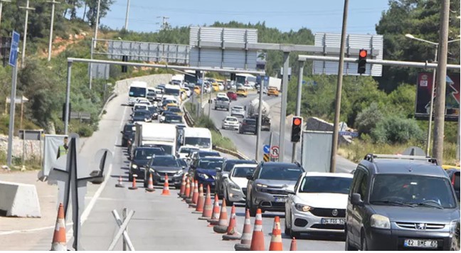Bodrum’a 4,5 günde 100 bin araç giriş yaptı