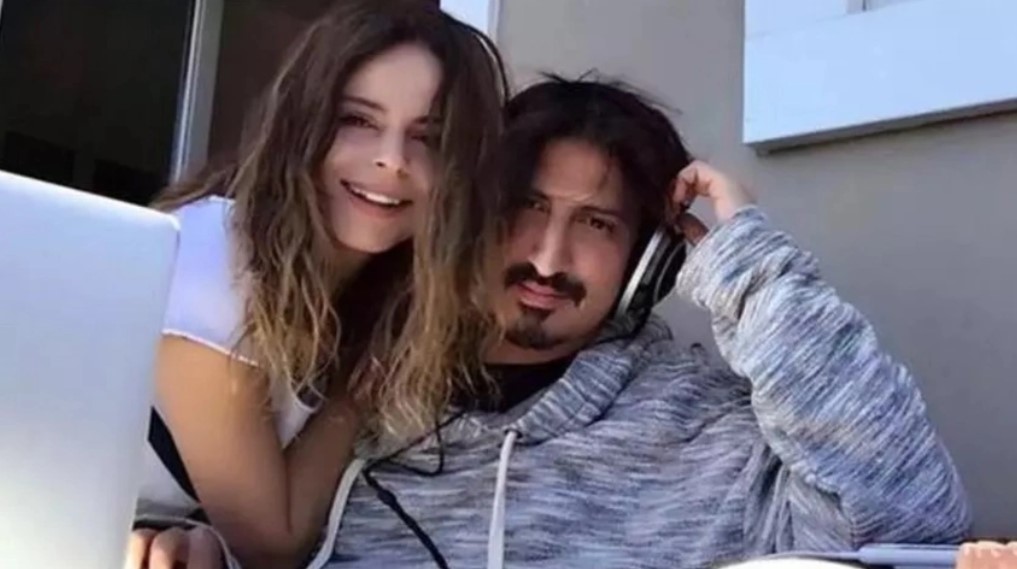Simge’den flaş paylaşım… Eski sevgililer yeniden bir arada!