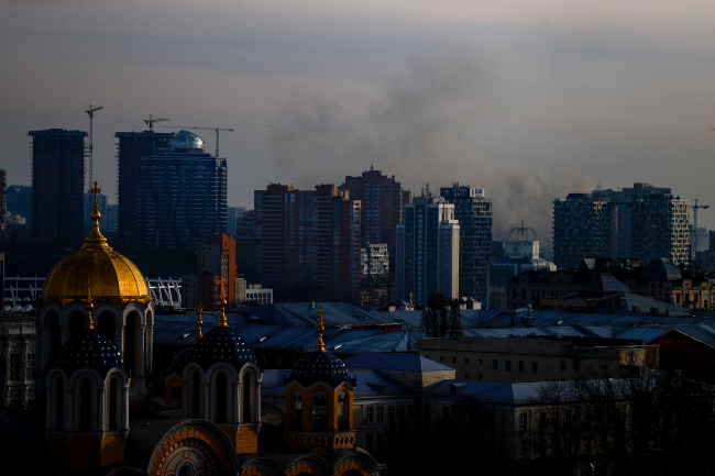 Kiev’de önce siren ardından patlama sesleri!