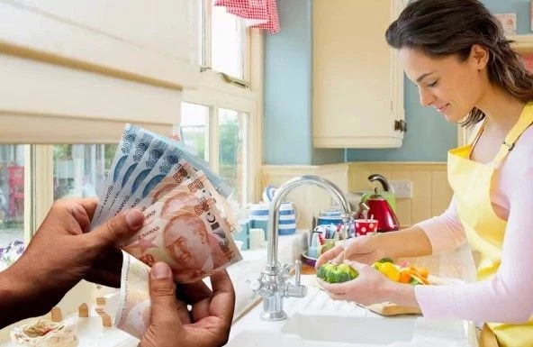 Ev kadınına emeklilik için 12 bin 804 lira destek! EYT’liye yansır mı?