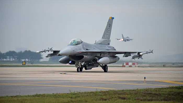 Berlin: F-16 koalisyonunda yer almayacağız