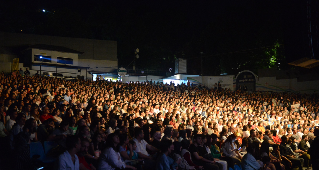 CHP Bursa’dan Aktaş’a ‘konser iptalleri’ tepkisi