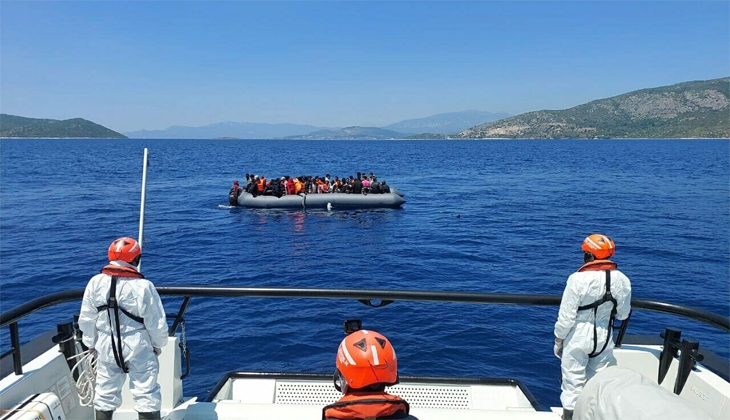 Ayvalık açıklarında 41 düzensiz göçmen kurtarıldı