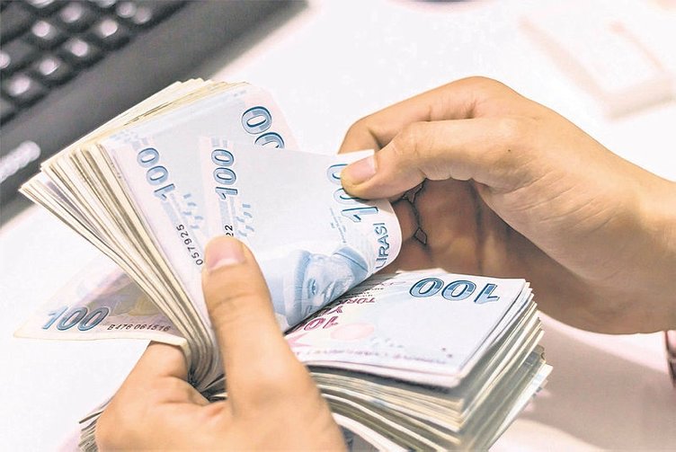 2 milyon kişiyi ilgilendiriyor! Emekliye maaş farkı bugün hesaplarda 2 milyon kişiyi ilgilendiriyor! Emekliye maaş farkı bugün hesaplarda