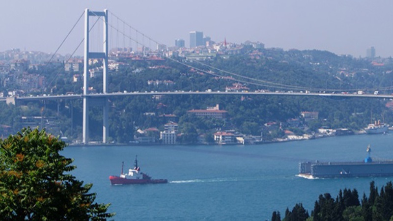Boğaz geçişlerinde zamlı tarife başladı