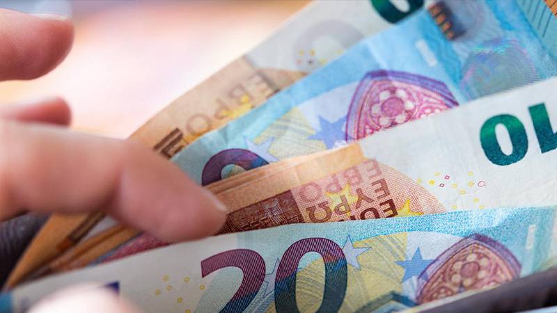 Tarihi zirve: Euro, 30 lirayı geçti