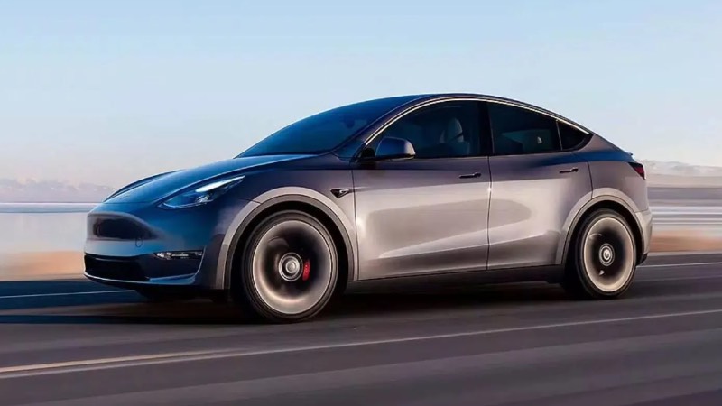 Tesla model Y’ye zam