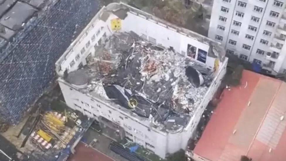 Çin’de okul spor salonunun çatısı çöktü: 11 ölü