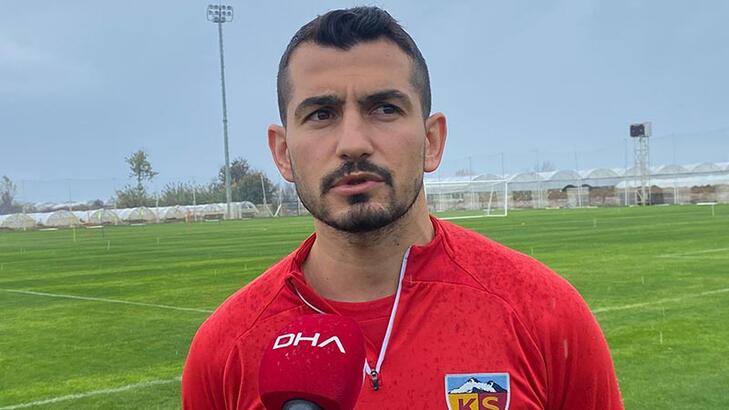 Sivasspor, Emrah Başsan ile ilgileniyor