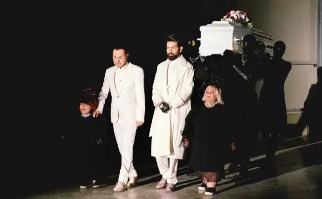Serdar Ortaç’ın tabutu çalındı!