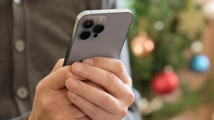 Rus şirket çalışanlarına Apple’ı yasakladı