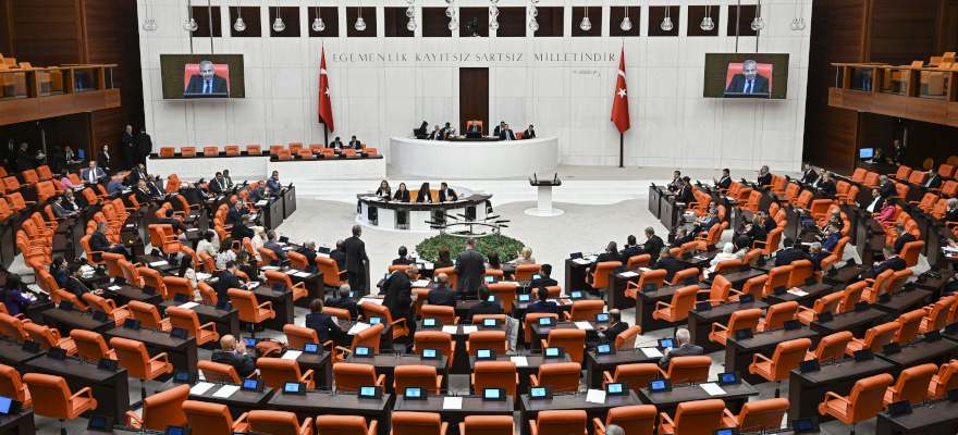 Memur ve emekli zammı Meclis gündeminde! Genel Kurulda neler yaşandı?