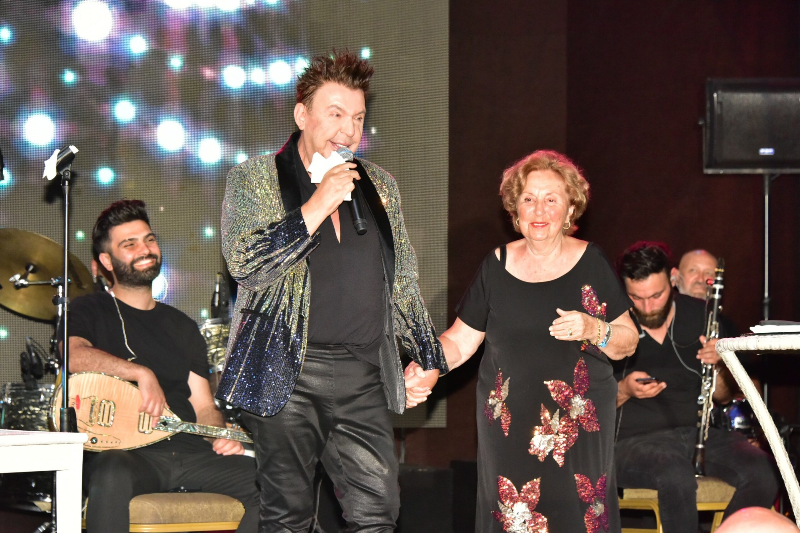 ebru sever tuerk boyu hare sürel ayak