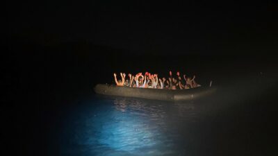Datça’da 30 göçmen yakalandı