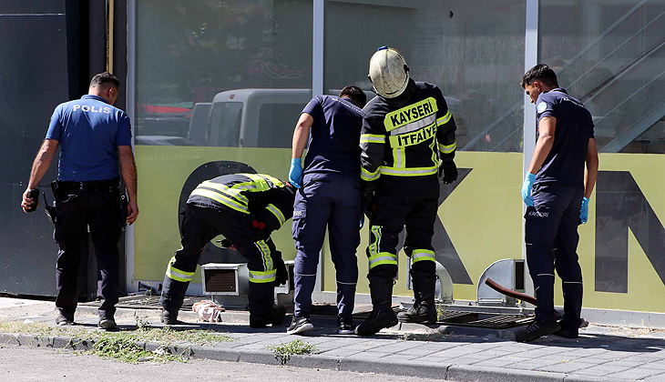 7’nci kattan düşüp ölen kadın, saatler sonra fark edildi