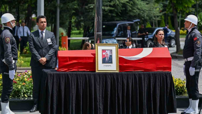 Büyükelçi Murat Karagöz son yolculuğuna uğurlandı