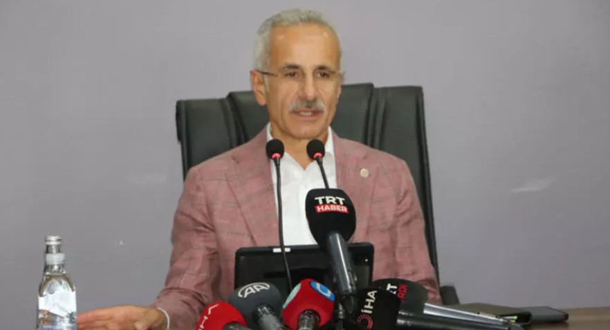 Bakan Uraloğlu: Deprem bölgesinde sıkıntıları gideriyoruz