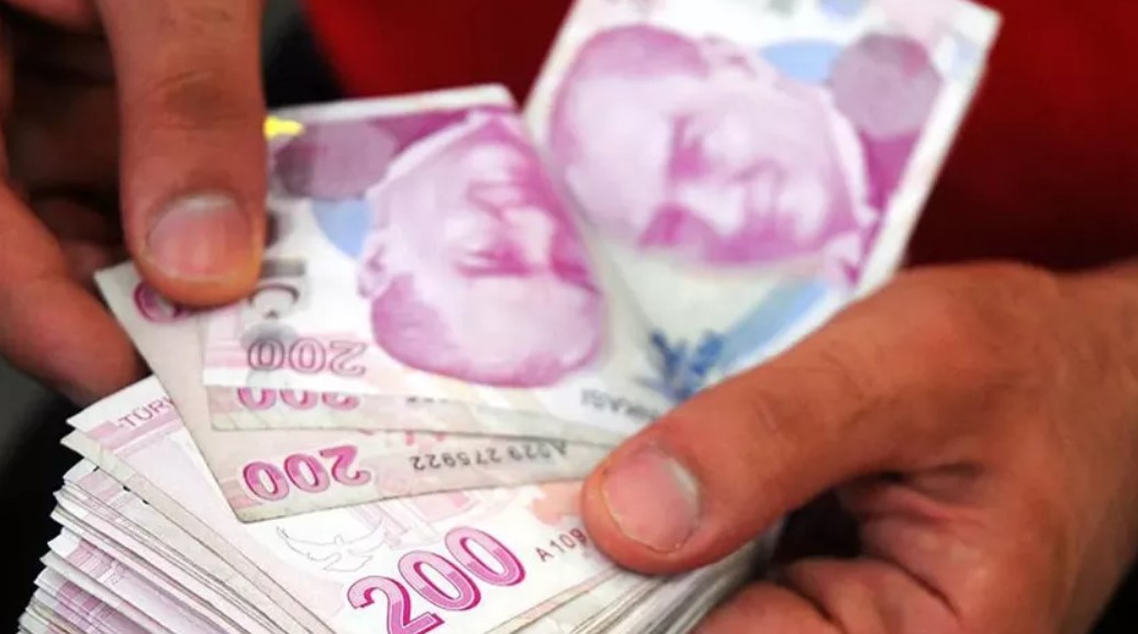 Vedat Işıkhan duyurdu: Borçlar ertelendi