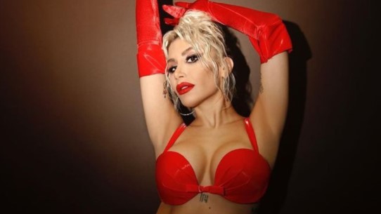 İrem Derici hastaneye kaldırıldı: 3 gün boyunca konuşmam dahi yasak
