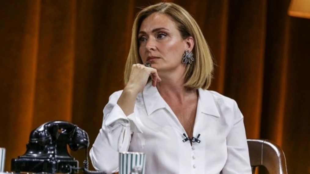 Ceyda Düvenci’den göndermeli paylaşım!