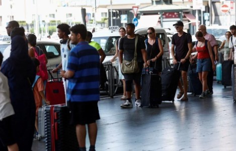 İtalyanlar turistlerden bıktı!