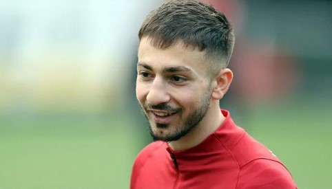 Galatasaray’dan Beşiktaş’a transfer çalımı