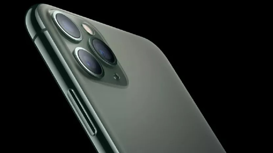 Gözler öğrenciye müjdede: iPhone 11 ne kadar?