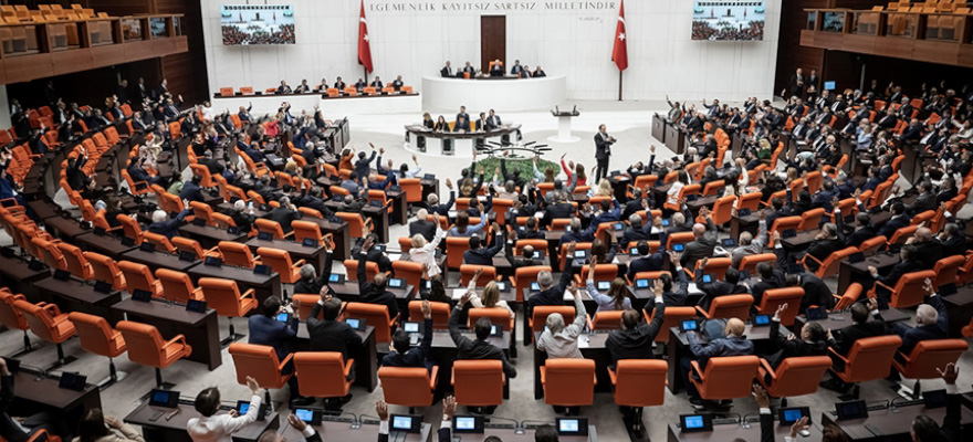 Meclis Genel Kurulu zam gündemiyle toplandı! Muhalefetten yaylım ateşi