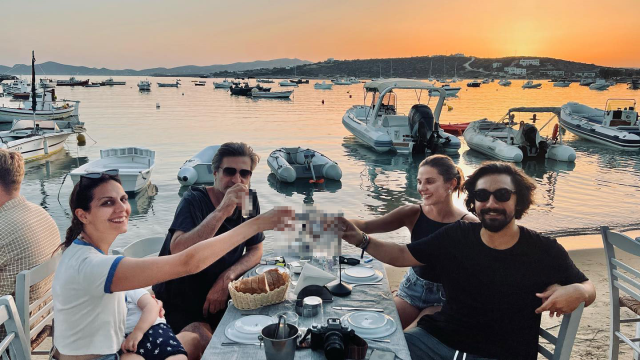 Alina Boz, Umut Evirgen ile Yunanistan’a gitti