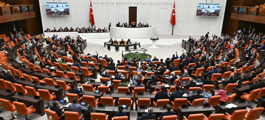 Meclis’in ek bütçe mesaisinde emekliye zam tartışması