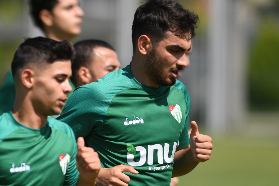 Bursaspor’da tempo artıyor