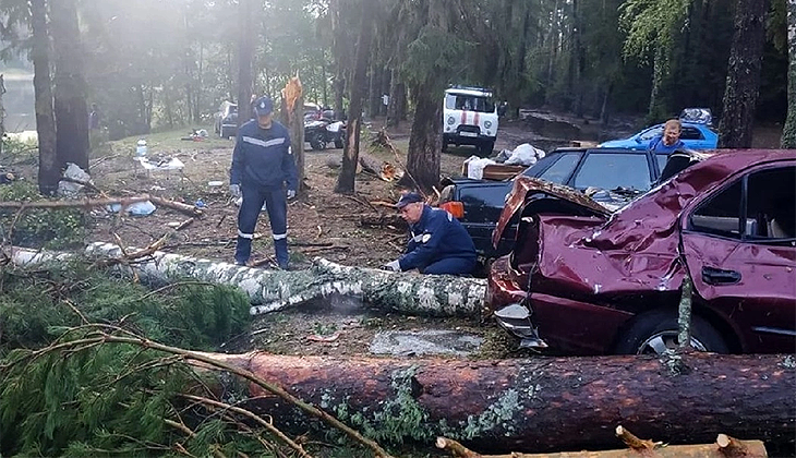 Rusya’da şiddetli fırtına: 8 ölü, 76 yaralı