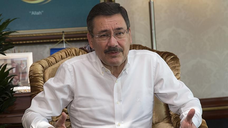 Melih Gökçek İlber Ortaylı’ya “cahil” dedi