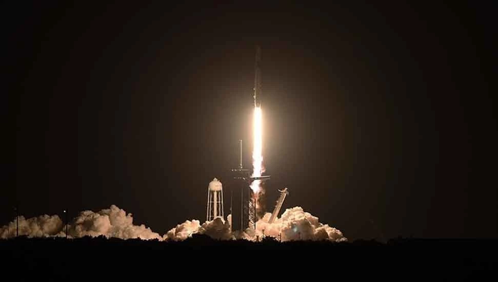 Elon Musk’ın SpaceX roketleri İyonosfer tabakasını deldi!