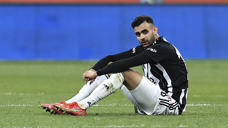 Rachid Ghezzal takıma döndü