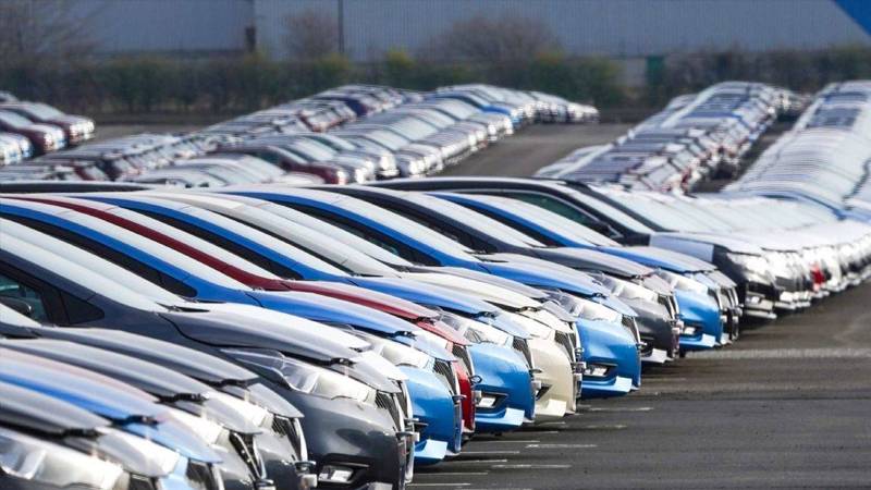 Otomobil pazarında sipariş iptalleri artmaya başladı