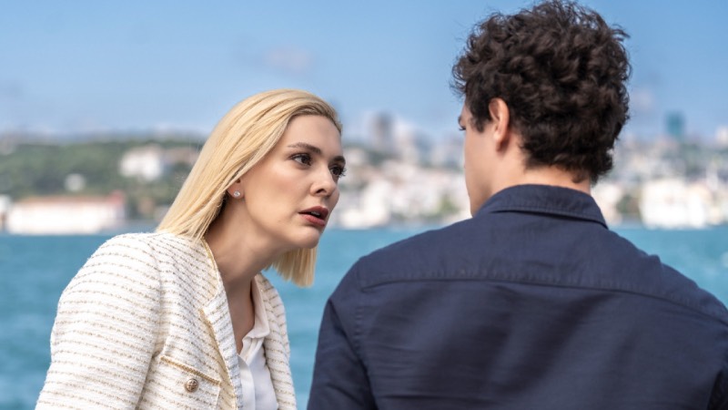 Bergüzar Korel başrolde; Prime Video’nun ilk yerli dizisi ‘Düğüm’ün çekimleri başladı