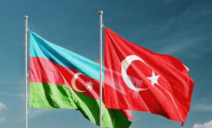 Azerbaycan’da 30 Ağustos törenle kutlandı