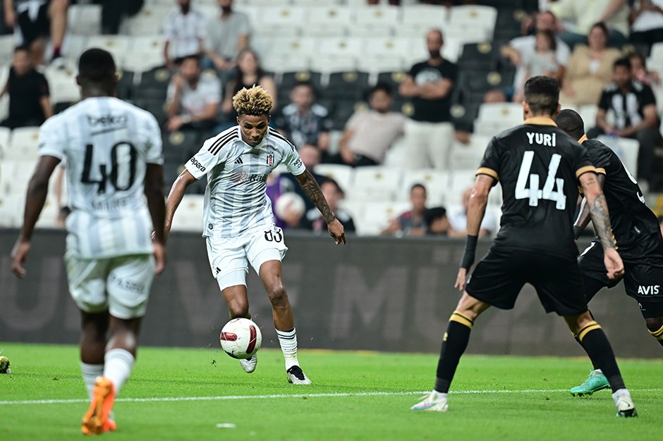 Beşiktaş’ın, Dinamo Kiev maçı kamp kadrosu belli oldu
