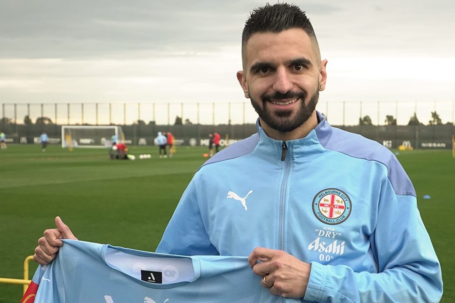 Aziz Behich geri döndü