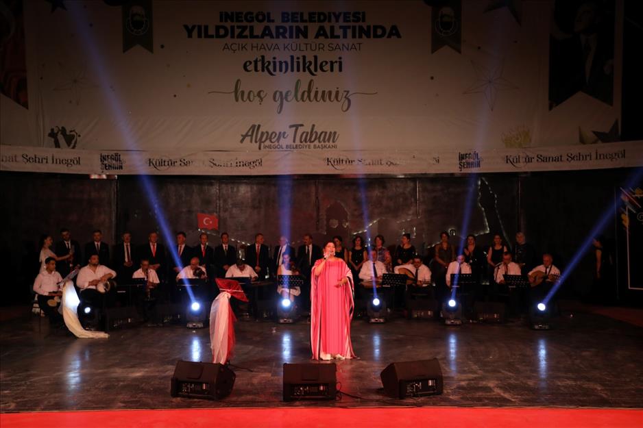 Bursa’da ‘Yıldızların Altında’ muhteşem final